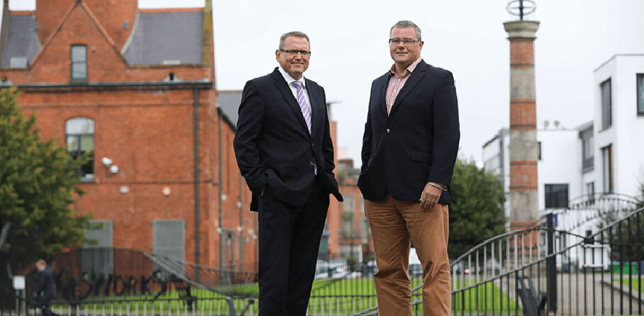 Bitwise - Pictured (L-R) are Derek Andrews, Head of International Investment, Invest NI with Ross Wootton, Head of Strategic Projects and NI Site Lead, Bitwise