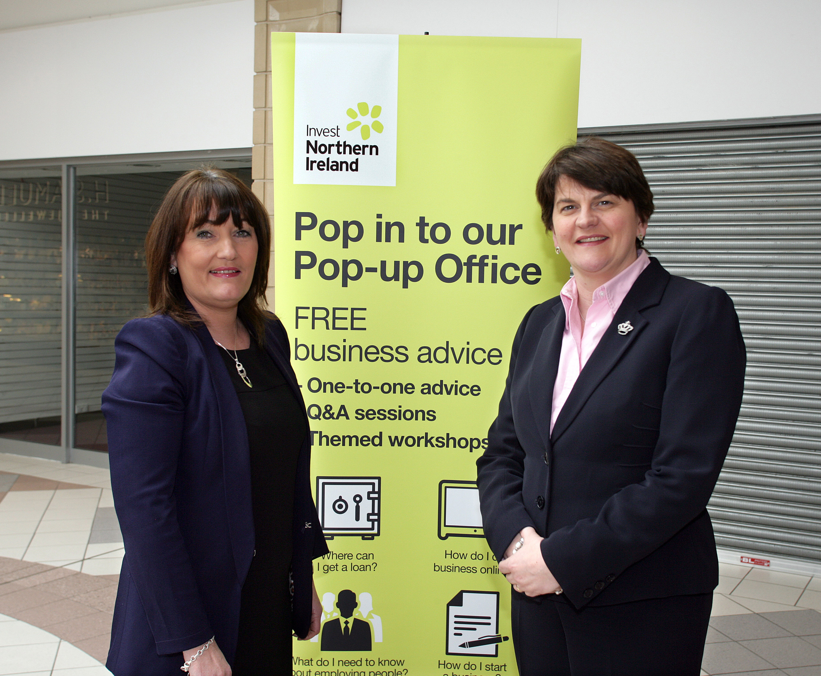 invest-ni-pop-up-office-enniskillen-12-03-2014.jpg