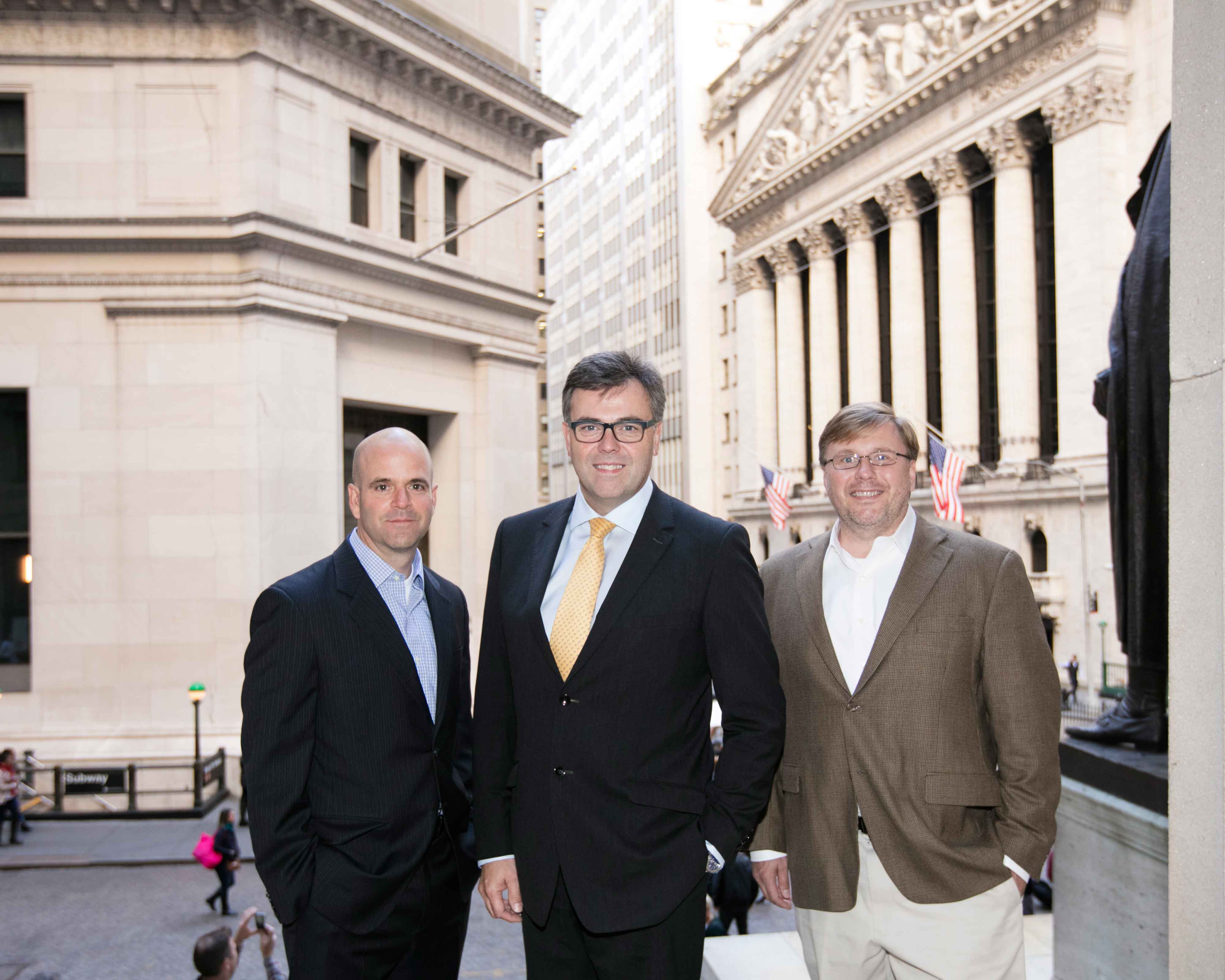hanweck-associates-pic1-26-10-20105.jpg