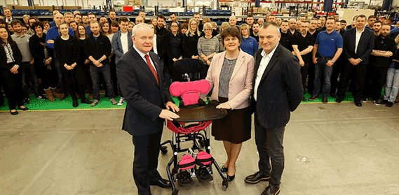 ofmdfm-leckey-visit-10-03-2016-pic-1-web-569-282.png